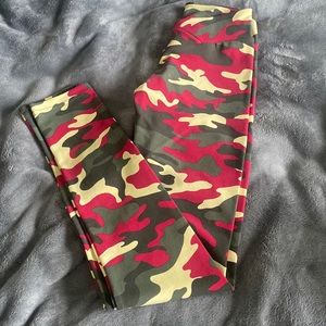 Colorful camo athletic leggings